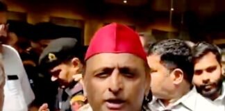 अखिलेश यादव