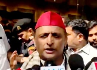 अखिलेश यादव