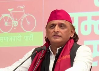 अखिलेश यादव