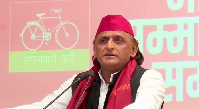 अखिलेश यादव