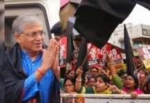 कोलकाता में कालीघाट मंदिर के बाहर CEC ज्ञानेश कुमार का विरोध, लगे ‘वापस जाओ’ के नारे सीईसी