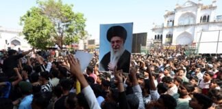 लखनऊ में प्रदर्शन