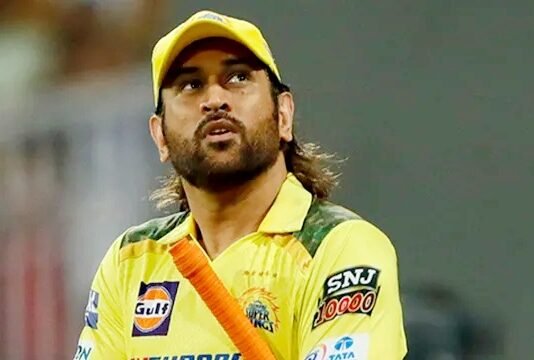 CSK को बड़ा झटका, महेंद्र सिंह धोनी हुए बाहर, नहीं खेल पाएंगे IPL का शुरुआती मुकाबला चेन्नई सुपर किंग्स