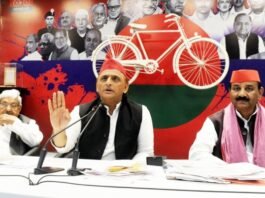 अखिलेश यादव