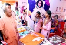 वाराणसी में ‘स्कूल चलो अभियान’ का शुभारंभ कर CM योगी ने कहा, नौ साल में लगभग 60 लाख नए बच्चों को बेसिक शिक्षा से जोड़ा सीएम योगी