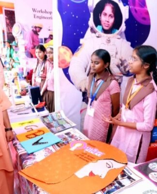 वाराणसी में स्कूल चलो अभियान’ का शुभारंभ कर CM योगी ने कहा, नौ साल में लगभग 60 लाख नए बच्चों को बेसिक शिक्षा से जोड़ा सीएम योगी