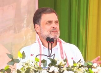 मंच से राहुल गांधी की हिमंता बिस्वा को खुली चेतावनी, “माफी नहीं, जेल भेजकर ही लिया जाएगा दम” राहुल गांधी