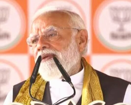 कटवा रैली में बोले PM मोदी, 15 सालों में जनता की गाढ़ी कमाई को टीएमसी सरकार ने लूटा पीएम मोदी