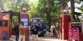 दिल्ली के दो कॉलेज को मिली बम से उड़ाने की धमकी, मचा हड़कंप बम की धमकी