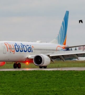 154 यात्री को दुबई से काठमांडू लेकर जा रही फ्लाइट की लखनऊ में इमरजेंसी लैंडिंग इमरजेंसी लैंडिंग