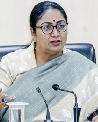 दिल्ली में सरकारी कर्मचारियों को निर्देश, दो दिन वर्क फ्रॉम होम का निर्देश रेखा गुप्ता