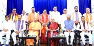 योगी सरकार के मंत्रिमंडल का हुआ विस्तार, इन आठ चेहरों को भी मिली चुनाव से पहले जगह मंत्रिमंडल का विस्तार
