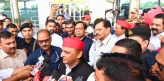 सपा सांसद के बयान का विरोध कर अखिलेश ने कहा, PM के खिलाफ इस भाषा से सहमत नहीं, भाजपा नेताओं को भी घेरा अखिलेश