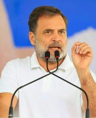 CBSE गड़बड़ी पर प्रधानमंत्री की चुप्पी पर बोले राहुल, नरेंद्र मोदी को सिर्फ सरकार की चिंता बच्चों के भविष्य की नहीं राहुल गांधी