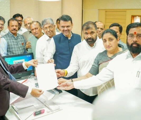 शिंदे गुट में शामिल हुए शिवसेना UBT के नेता, उद्धव ठाकरे को फिर लगा झटका शिवसेना
