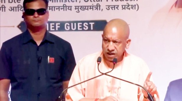 सीएम योगी सीएम योगी
