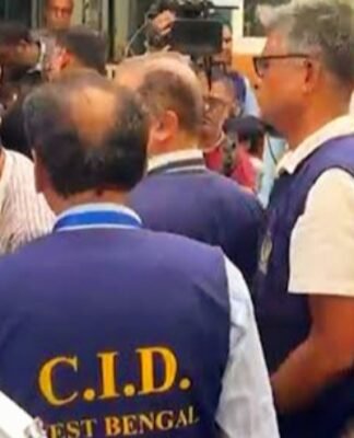 ममता बनर्जी के कोलकाता घर पर पहुंची CID टीम ममता बनर्जी