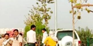 शहीद-पथ पर डिवाइडर से टकराई तेज रफ्तार सफारी, ड्राइवर समेत तीन घायल शहीद-पथ