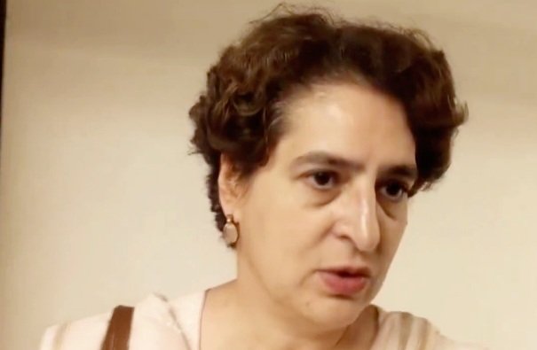 प्रियंका गांधी प्रियंका गांधी