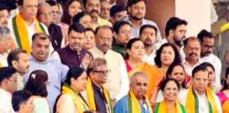 MLC चुनाव रिजल्ट: 17 में से 16 सीटों पर महायुति का कब्जा एमएलसी