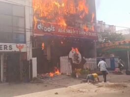 अलीगंज की चार मंजिला अवैध बिल्डिंग में लगी आग, 15 छात्रों की दर्दनाक मौत, कुछ ने कूदकर बचाई जान, नौ घायल कोचिंग सेंटर में लगी आग