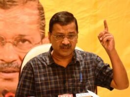 अयोध्‍या में केजरीवाल