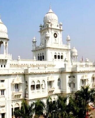 KGMU में नॉनवेज बैन पर कांग्रेस नेता ने कहा, क्या अब लोगों के खानपान पर भी नियंत्रण करेगी भाजपा नाॅनवेज बैन
