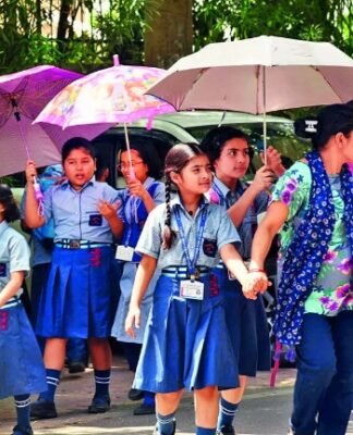 लखनऊ में फिर बदला स्कूलों का समय, BSA ने जारी किया आदेश स्कूल की टाइमिंग