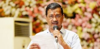 सुंदरकांड पाठ का आयोजन कर केजरीवाल ने कहा, “राम मंदिर में हुई डकैती, चोरी व घोटाला” अरविंद केजरीवाल