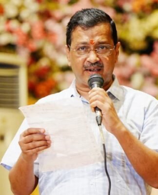 सुंदरकांड पाठ का आयोजन कर केजरीवाल ने कहा, राम मंदिर में हुई डकैती, चोरी व घोटाला केजरीवाल
