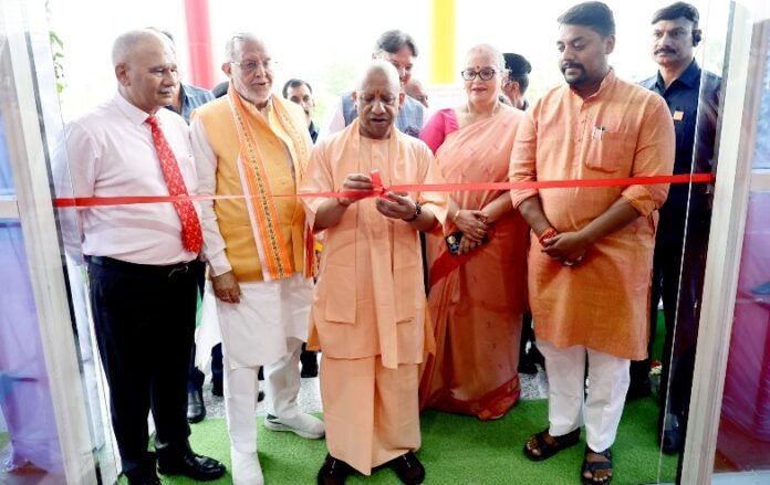 सीएम योगी सीएम योगी