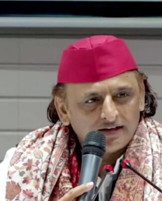 अखिलेश का आरोप, भाजपा पर निशाना सत्तारूढ़ दल की प्राथमिकता राष्ट्र नहीं, बल्कि चंदा अखिलेश यादव