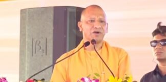 “बाबरी पर घड़ियाली आंसू बहाने वाले कर रहे आस्था की बात” चढ़ावा चोरी पर CM योगी ने किया विपक्ष पर पलटवार सीएम योगी