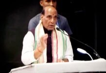 KGMU के दीक्षांत में बोले राजनाथ सिंह, “मरीज के प्रति व्यवहार व सेवा भावना से होती डॉक्टरों की असली पहचान” राजनाथ सिंह