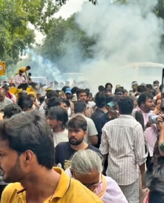 संसद मार्च में जंतर-मंतर पर उमड़ा छात्रों का जन सैलाब, पुलिस ने किया लाठीचार्ज संसद मार्च