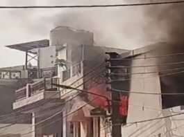 विकास नगर में मकान में लगी आग, मची अफरा-तफरी विकास नगर