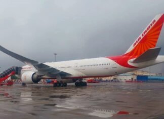 जोरदार बारिश के बाद एयर इंडिया ने यात्रियों के लिए जारी की एडवाइजरी एयर इंडिया