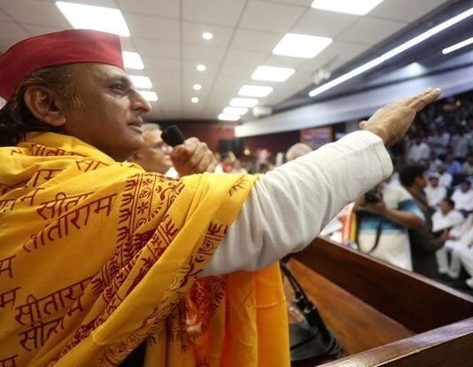 अखिलेश ने कहा, भाजपा के लिए राष्ट्र नहीं, चंदा है प्राथमिकता, जन्मदिन पर ‘PDA स्वाभिमान सहयोग’ अभियान का भी किया ऐलान पीडीए स्वाभिमान सहयोग अभियान