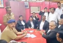 चंपत राय-गोपाल राव व अनिल मिश्रा पर हो FIR, चढ़ावा चोरी में वकीलों ने पुलिस को दी शिकायत चढ़ावा चोरी