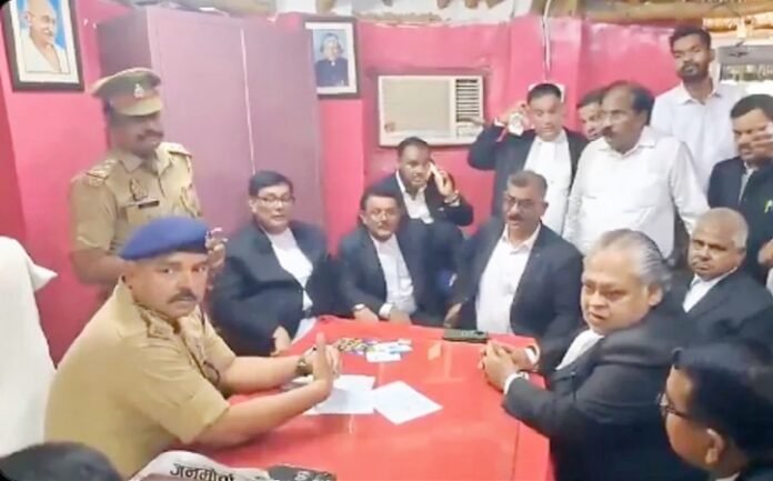 चढ़ावा चोरी