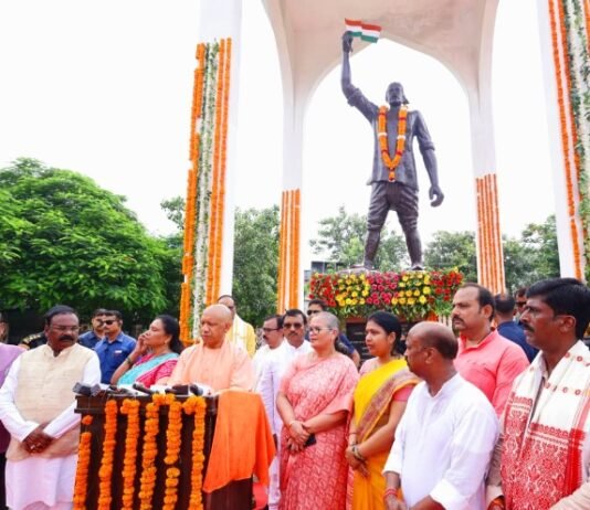 गुलाब सिंह लोधी के बलिदान दिवस पर CM योगी ने अर्पित की श्रद्धांजलि, ब्रिटिश सरकार को बताया कायर गुलाब सिंह लोधी