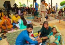 लखनऊ जेल में रक्षाबंधन पर बहनों ने बांधी भाईयों को राखी रक्षाबंधन