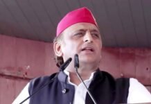 जनेश्वर मिश्र को श्रद्धांजलि अर्पित कर अखिलेश ने कहा, कार्यक्रम रोकने वाले 2027 में नहीं रोक सकेंगे बदलाव अखिलेश यादव