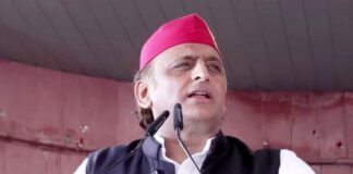 अखिलेश यादव