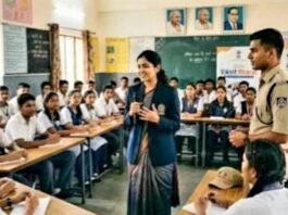 IAS-IPS-IFS अफसर देंगे छात्रों को करियर टिप्स, योगी सरकार का फैसला करियर टिप्स