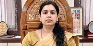 यूपी की IAS दिव्या मित्तल ने दिया इस्तीफा, शेयर किया भावुक पोस्ट दिव्या मित्तल