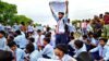 लखनऊ में ‘जेन अल्फा’ का प्रदर्शन, शिक्षकों की कमी, भोजन समेत अन्य समस्याओं पर सड़क पर उतरे छात्र जेन अल्फा