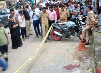 गोमतीनगर में युवक ने पत्नी व बहन की गोली मारकर हत्या के बाद खुद भी दी जान, मरने से पहले लगाया ये स्टेटस, मिले तीन असलहे लखनऊ गोमतीनगर हत्याकांड