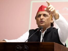 अखिलेश यादव