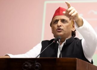 अखिलेश यादव